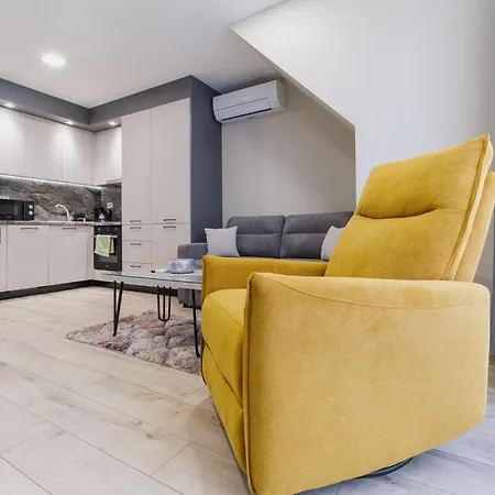 Ldv 13 Free Private Parking Filibe